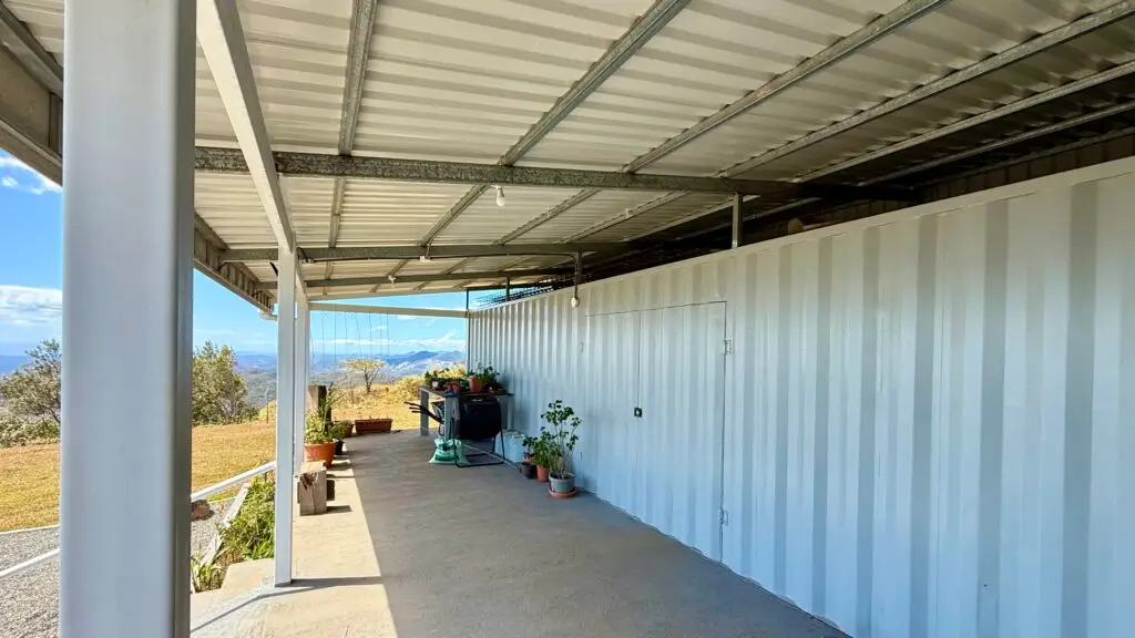 Atelier et bodega de la maison au Costa Rica
